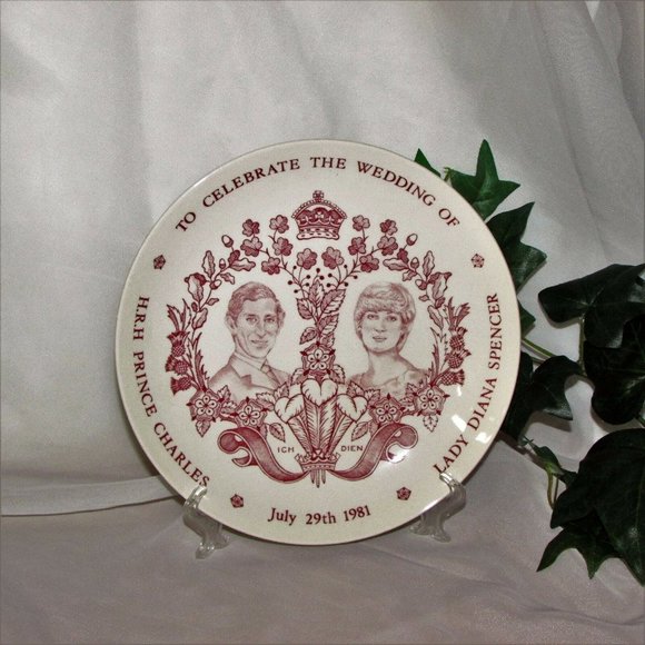 Charles & Diana Royal Wedding Mason's Pink Commemorative Collector Plate Vintage - Picture 2 of 7